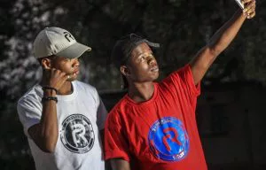 Black Motion feat. Nokwazi - Imali (Raptured Roots Remix)