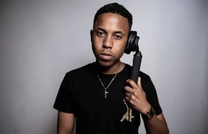 Felo Le Tee - Izibusiso