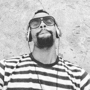 Gene Boit & Dj Vitoto ft. Una - Sophisticated
