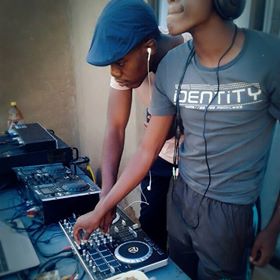 When Soul Meets Tech - Session Mixed By BalaToniQ MuziQ (BalaFonQue SA & ToniQ K) &bull; Download MP3