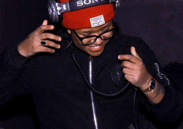 MoonChild & Nuz Queen - iWalk YeDemoni (Gaba Cannal Uptown Mix), download latest afro house music, afro house 2018 download mp3