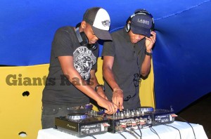 Giant Rats feat. Sabrina - Njalo Nje. Download south african afro house, afro house 2018, mp3 new house music