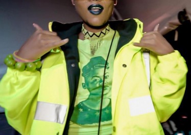 Nuz Queen - Wenufunani (feat. Biggie)
