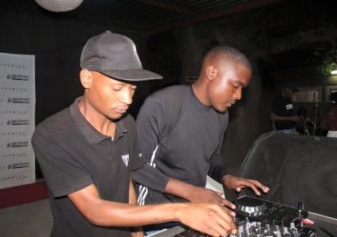 Afro Brotherz - For The Fans Part 4 (Mixtape)