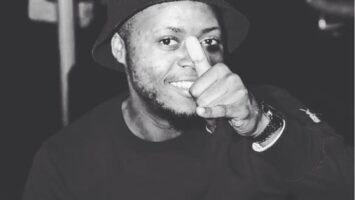 Kelvin Momo - Lalaby (feat. Babalwa & Souloho)