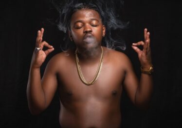 Focalistic - Onoroko (feat. Riky Rick, Semi Tee & Reece Madlisa)