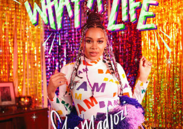 Sho Madjozi - Tsha Dovha (feat. Makhadzi & Manu WorldStar)