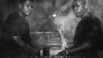 Distruction Boyz & DJ Tira - Insangu (feat. The Elevatorz & Worst Behaviour)