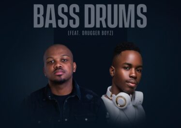 DrummeRTee924 & Nkanyezi Kubheka - Bass Drums (feat. Drugger Boyz)