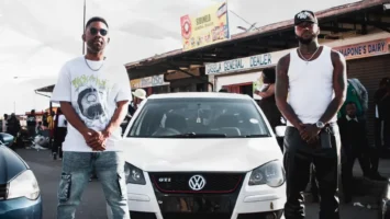 Sir Trill & King P - On The Floor