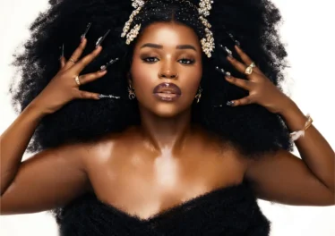 Nkosazana Daughter, MaWhoo, Essa Kay & Skillz - Khetha