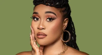 Lady Zamar – First Class