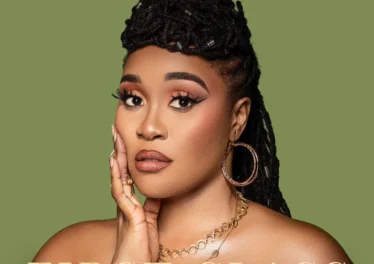 Lady Zamar - First Class
